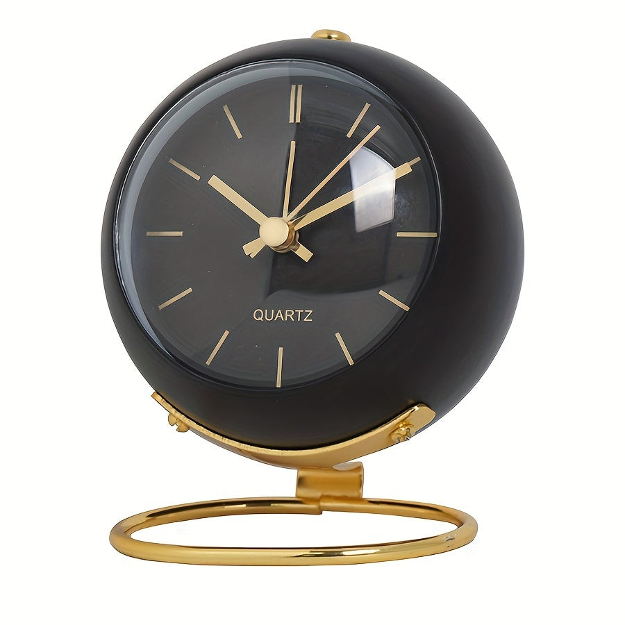 EleganceTime - Stijlvolle Quartz Wekker met Metalen Frame