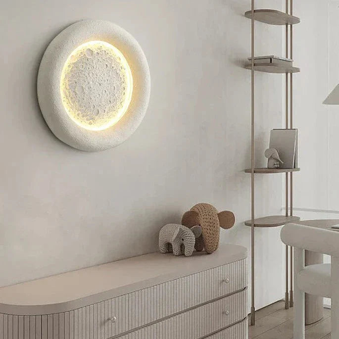 LumiLuxe – Elegante lámpara de pared redonda de resina