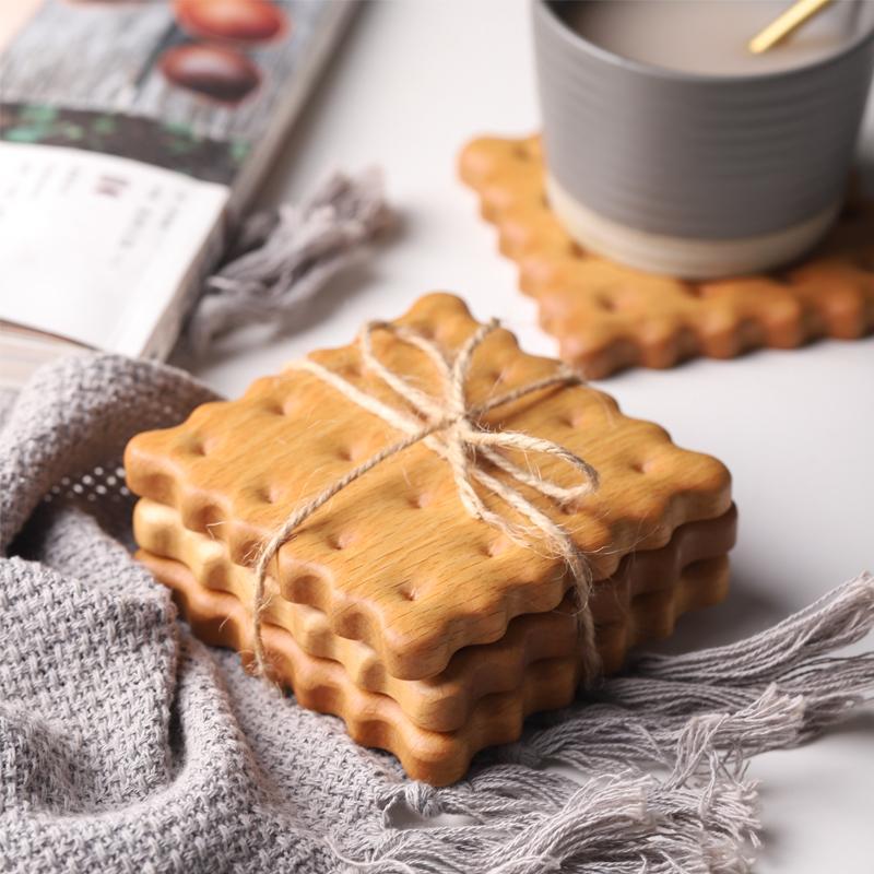 2-Piece Wooden Coasters Inspired by Biscuit