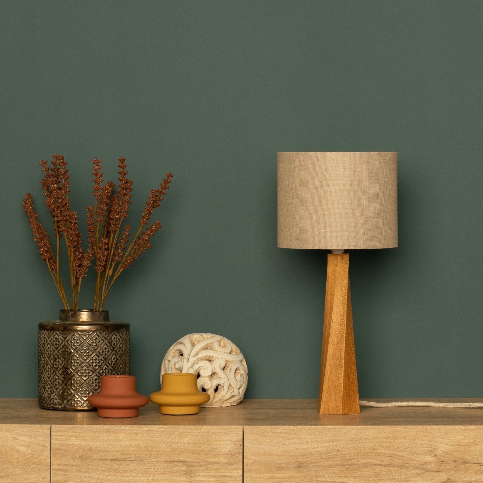 LumiWood - Lámpara de Mesa Moderna de Madera con Pantalla de Tela | Diseño Escandinavo