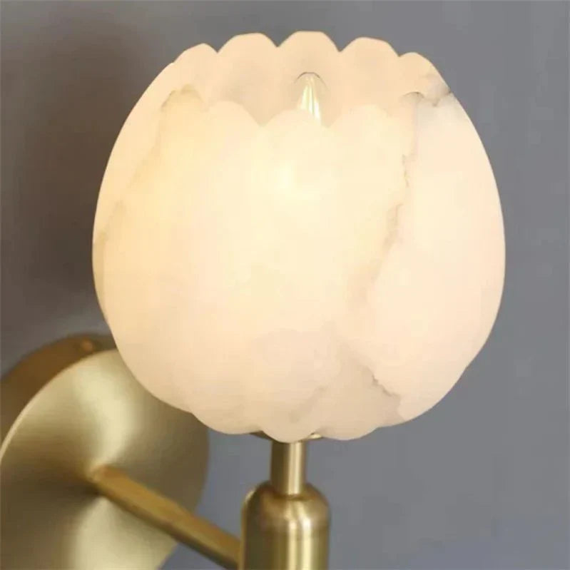 LuxeLicht - Romantische Wandlamp met Marmeren Afwerking
